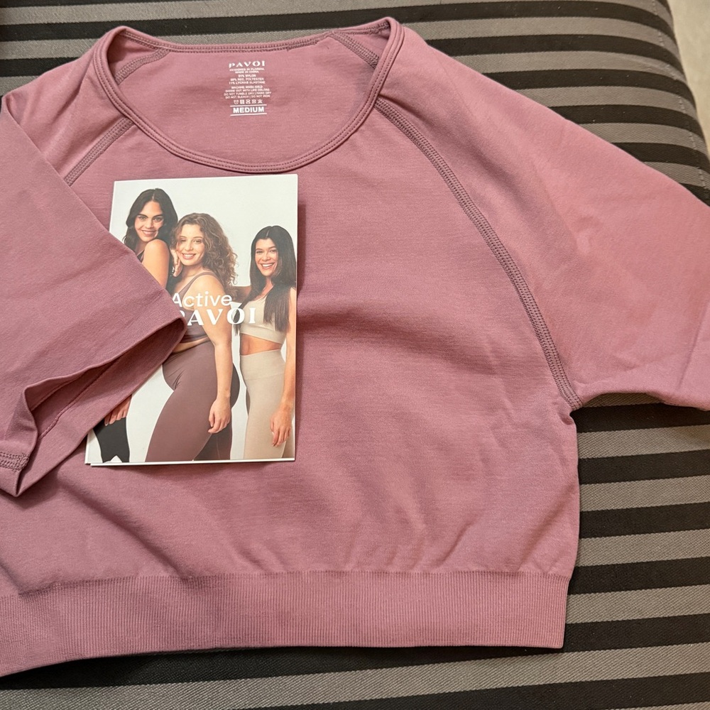 New PAVOI Cropped Tee Top Mauve Active Size Medium